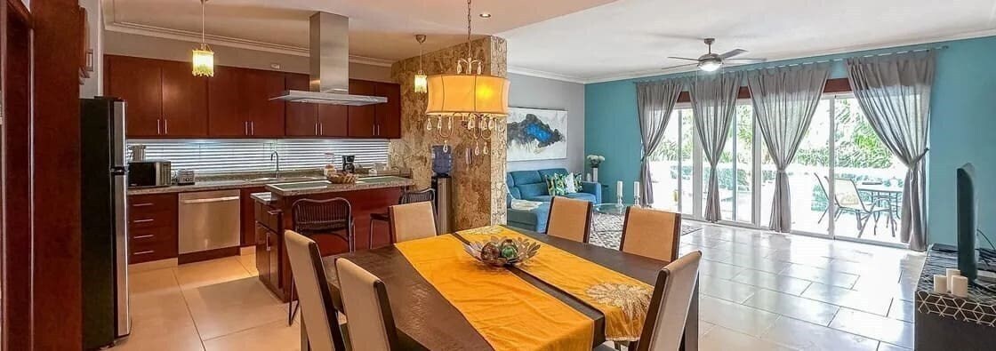 Картинка Incredible 3 BR Penthouse W BBQ & Jacuzzi 3*